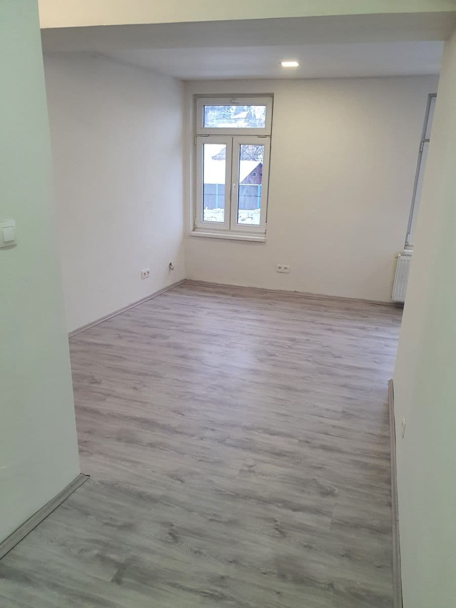Prenájom bytu 1-izbový 28 m², Průmyslová, Strančice, Středočeský kraj Prenájom bytu 1-izbový 28 m², Průmyslová, Strančice, Středočeský kraj