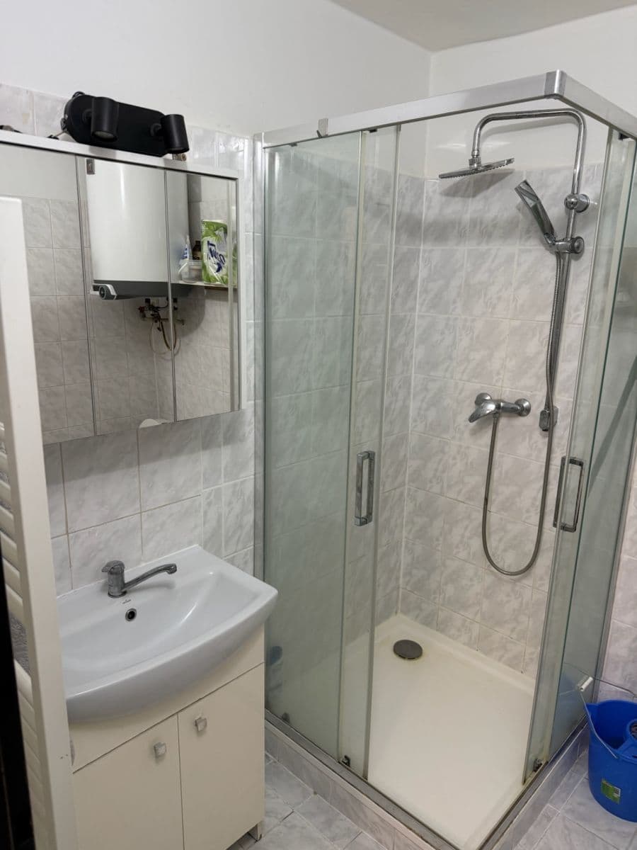 Prenájom bytu 2-izbový 38 m², nám. děk. Františka Kvapila, Nezamyslice, Olomoucký kraj Prenájom bytu 2-izbový 38 m², nám. děk. Františka Kvapila, Nezamyslice, Olomoucký kraj