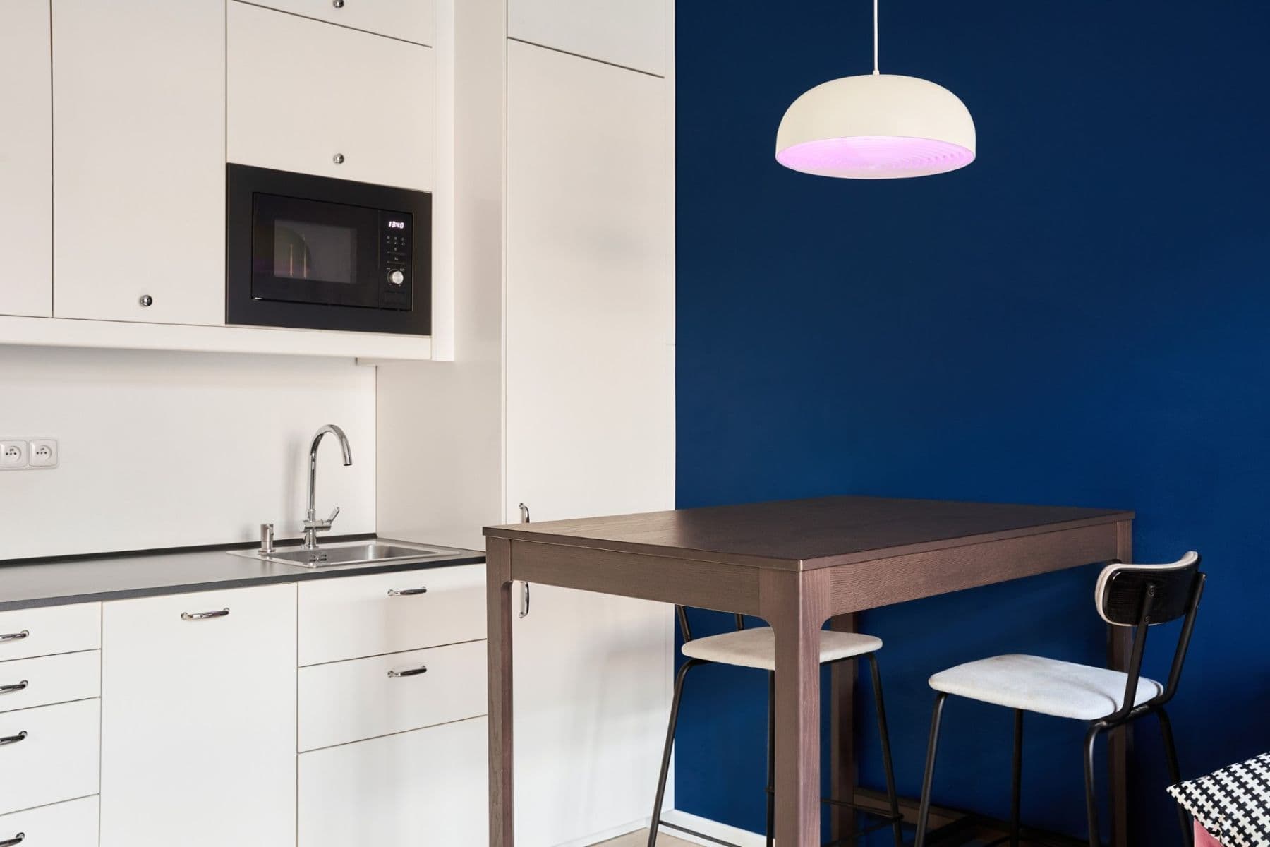 Prenájom bytu 2-izbový 44 m², 5. května, Praha, Praha Prenájom bytu 2-izbový 44 m², 5. května, Praha, Praha