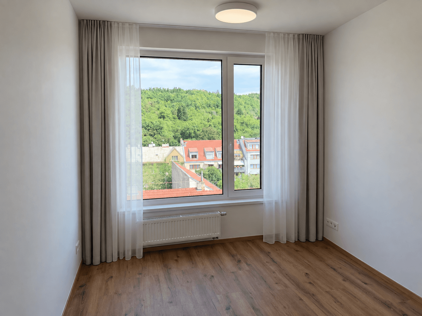 Prenájom bytu 2-izbový 46 m², Zenklova, Praha, Praha Prenájom bytu 2-izbový 46 m², Zenklova, Praha, Praha