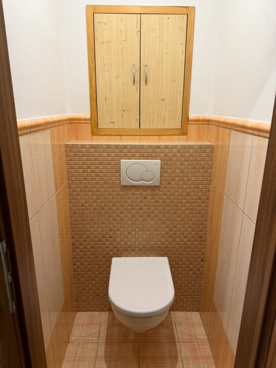 Prenájom bytu 2-izbový 53 m², Škroupova, Chrudim, Pardubický kraj Prenájom bytu 2-izbový 53 m², Škroupova, Chrudim, Pardubický kraj