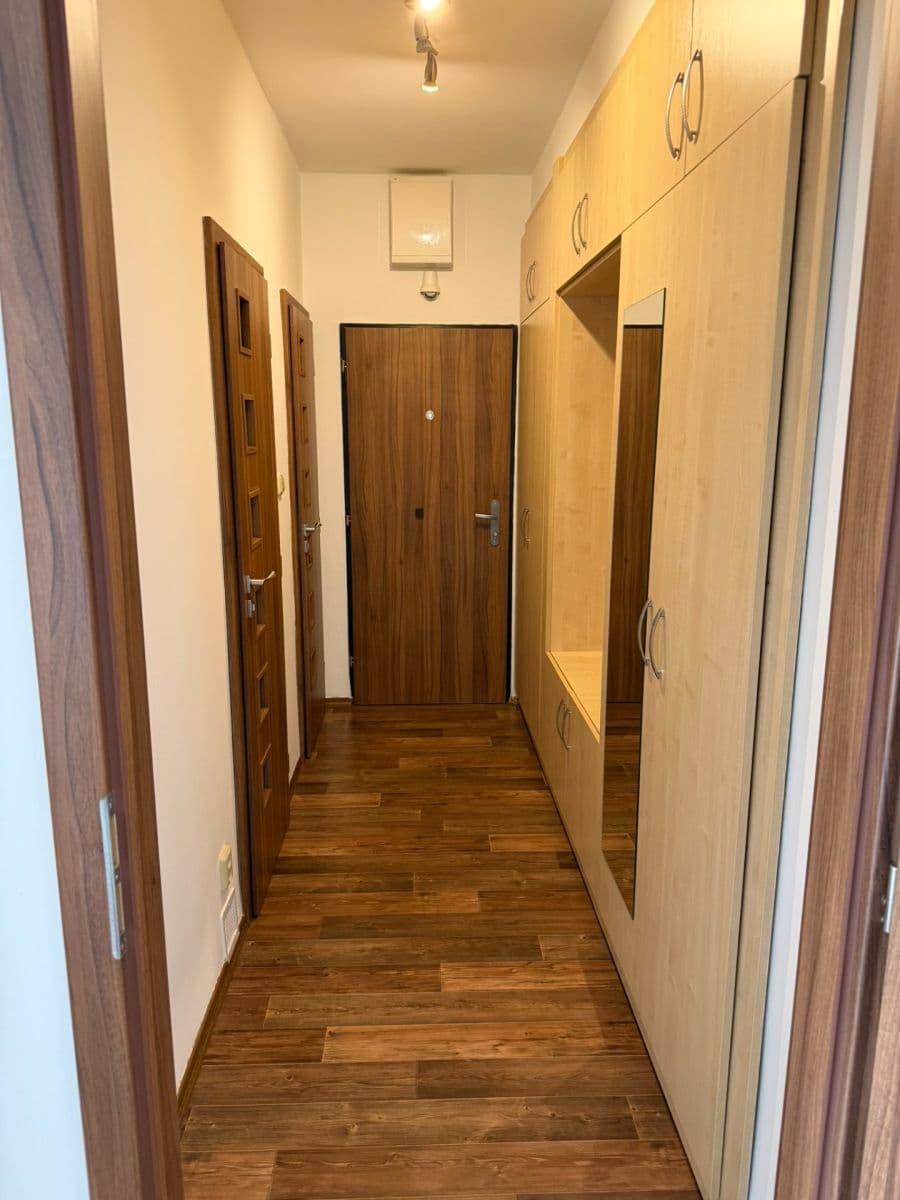 Prenájom bytu 2-izbový 53 m², Škroupova, Chrudim, Pardubický kraj Prenájom bytu 2-izbový 53 m², Škroupova, Chrudim, Pardubický kraj