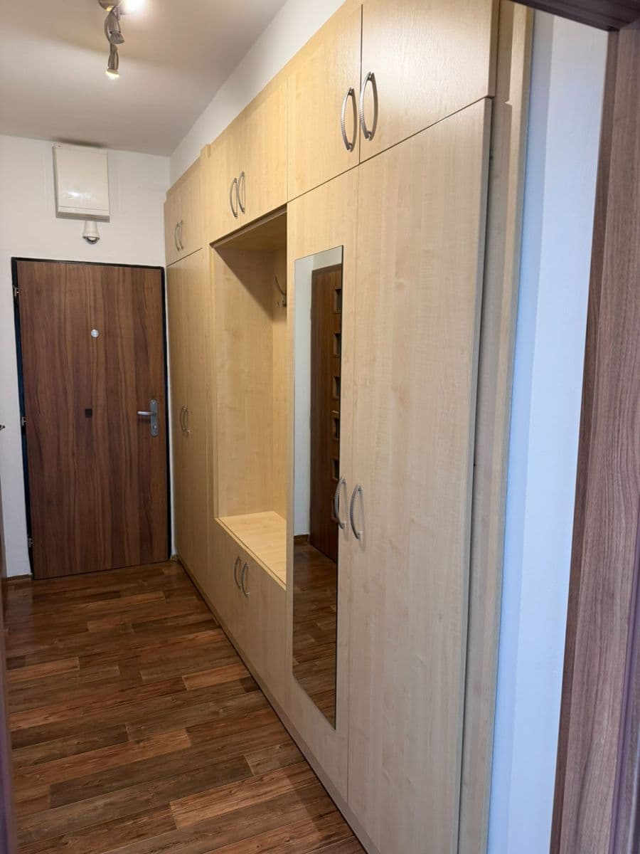 Prenájom bytu 2-izbový 53 m², Škroupova, Chrudim, Pardubický kraj Prenájom bytu 2-izbový 53 m², Škroupova, Chrudim, Pardubický kraj