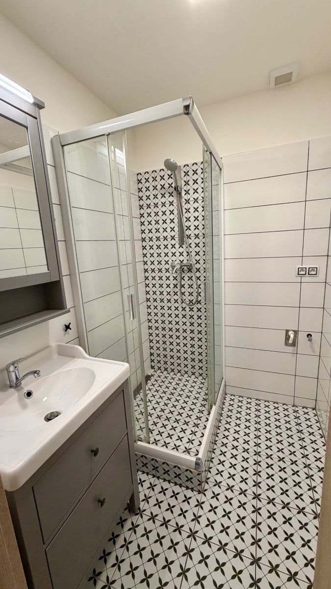 Predaj bytu 3-izbový 74 m², Mírová, Rychnov nad Kněžnou, Královéhradecký kraj Predaj bytu 3-izbový 74 m², Mírová, Rychnov nad Kněžnou, Královéhradecký kraj
