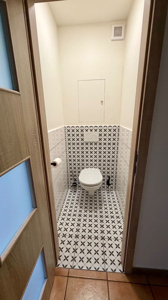 Predaj bytu 3-izbový 74 m², Mírová, Rychnov nad Kněžnou, Královéhradecký kraj Predaj bytu 3-izbový 74 m², Mírová, Rychnov nad Kněžnou, Královéhradecký kraj