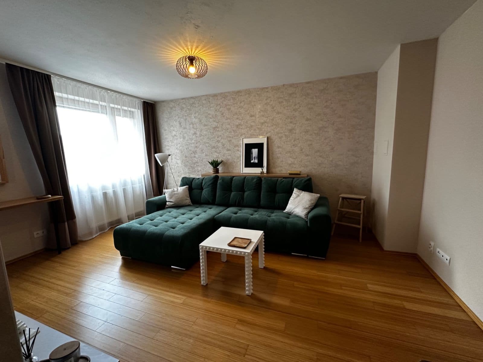 Prenájom bytu 1-izbový 48 m², 5. května, Dobřichovice, Středočeský kraj Prenájom bytu 1-izbový 48 m², 5. května, Dobřichovice, Středočeský kraj