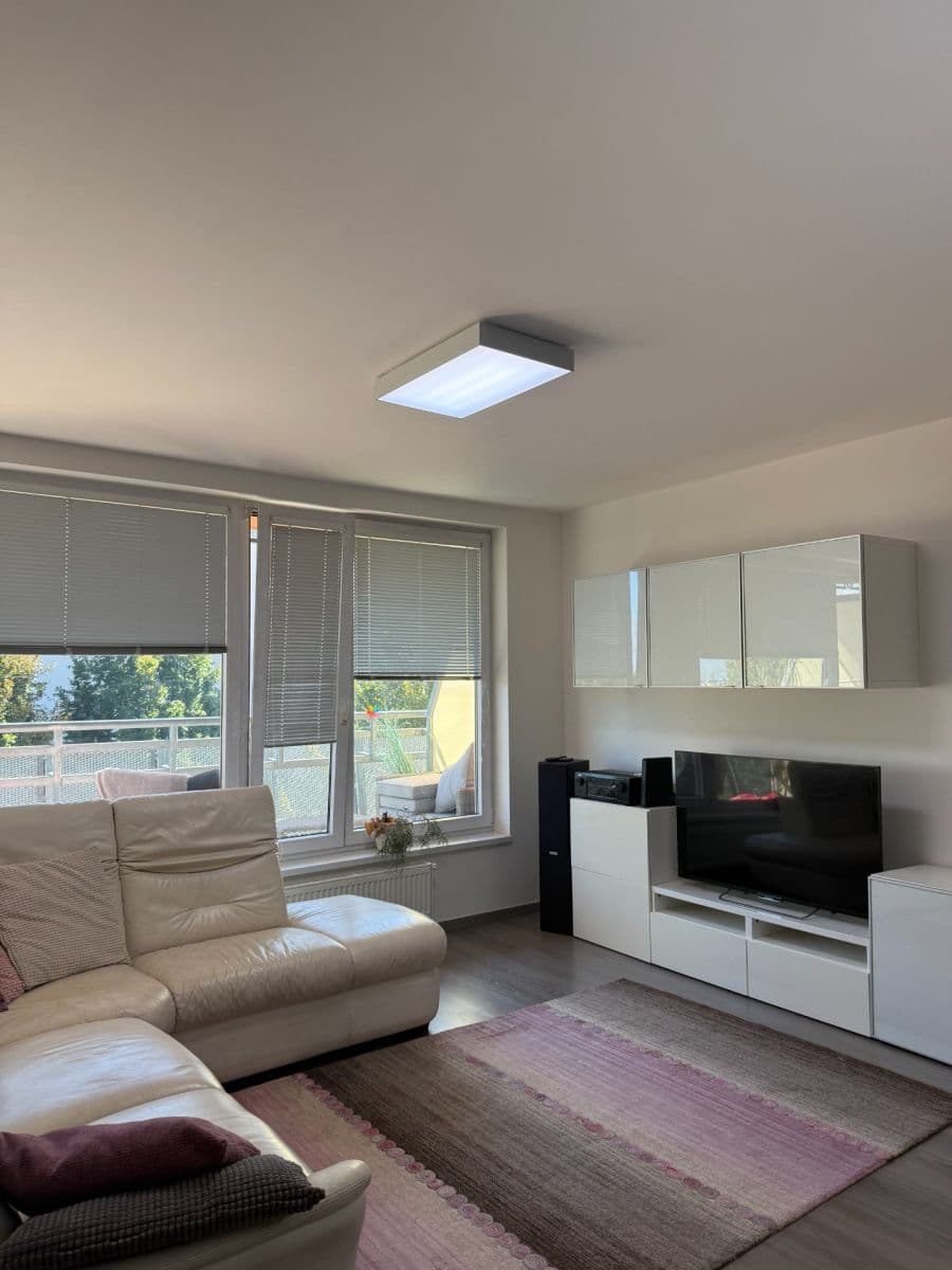 Predaj bytu 3-izbový 87 m², Symfonická, Praha, Praha Predaj bytu 3-izbový 87 m², Symfonická, Praha, Praha