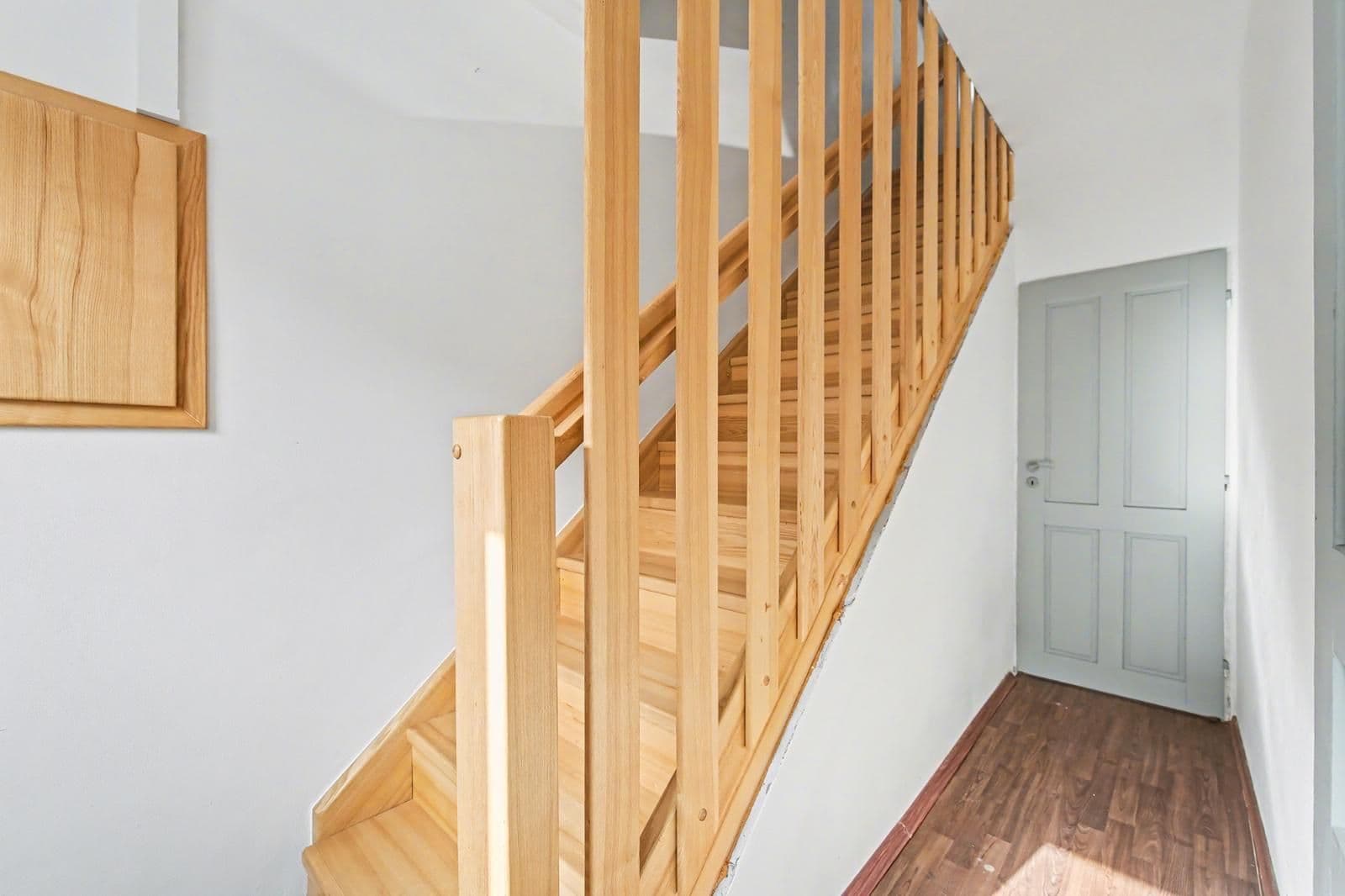 Predaj domu 156 m², pozemok 316 m², Karlštejnská, Chýnice, Středočeský kraj Predaj domu 156 m², pozemok 316 m², Karlštejnská, Chýnice, Středočeský kraj