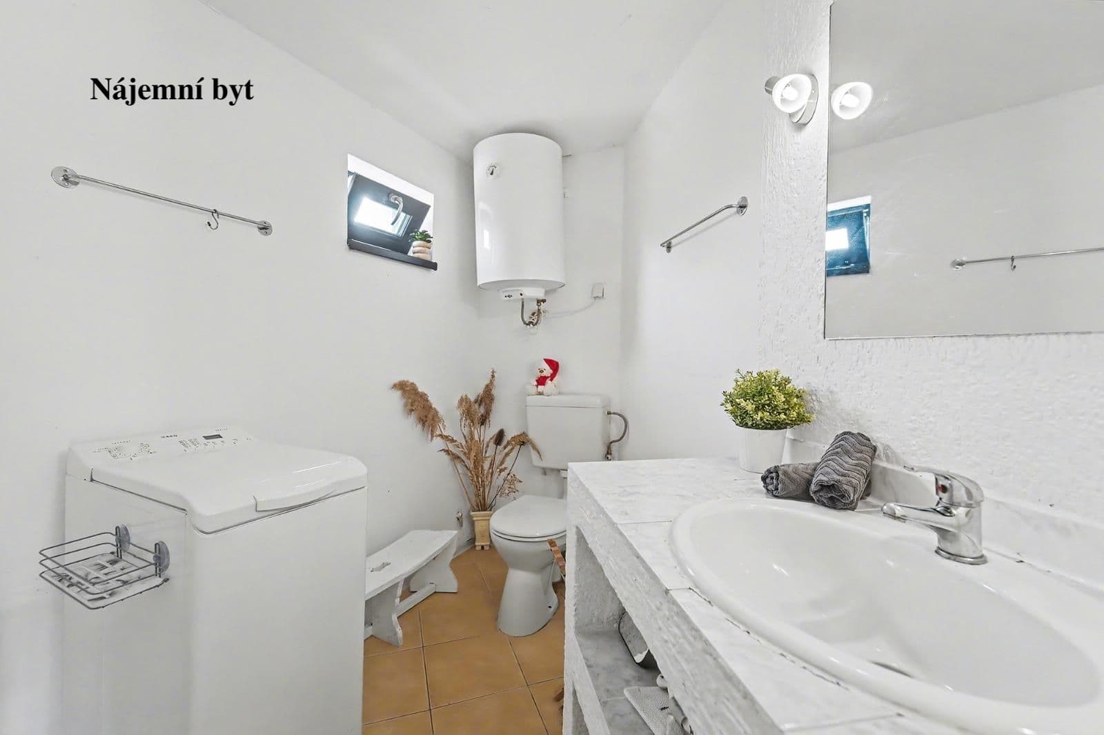 Predaj domu 156 m², pozemok 316 m², Karlštejnská, Chýnice, Středočeský kraj Predaj domu 156 m², pozemok 316 m², Karlštejnská, Chýnice, Středočeský kraj