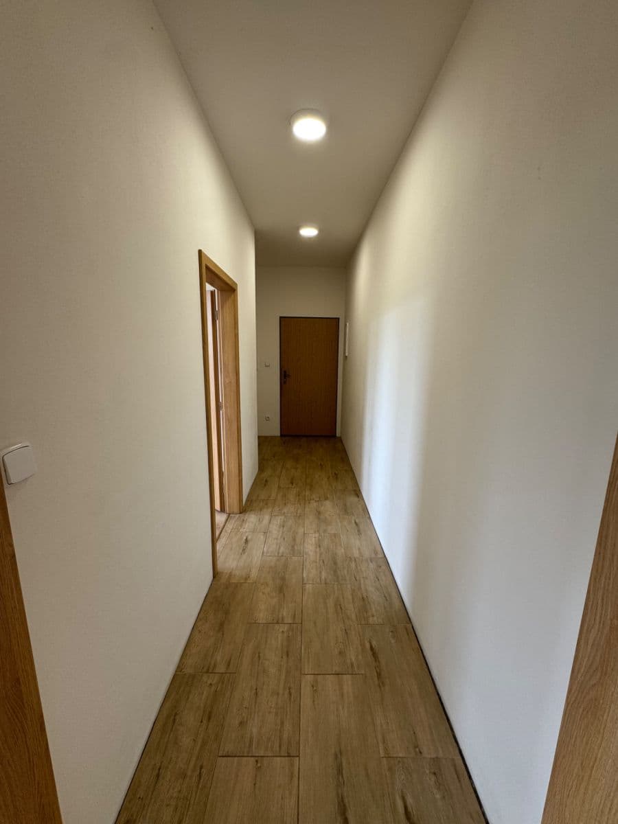 Prenájom bytu 3-izbový 73 m², Hrádek nad Nisou, Liberecký kraj Prenájom bytu 3-izbový 73 m², Hrádek nad Nisou, Liberecký kraj
