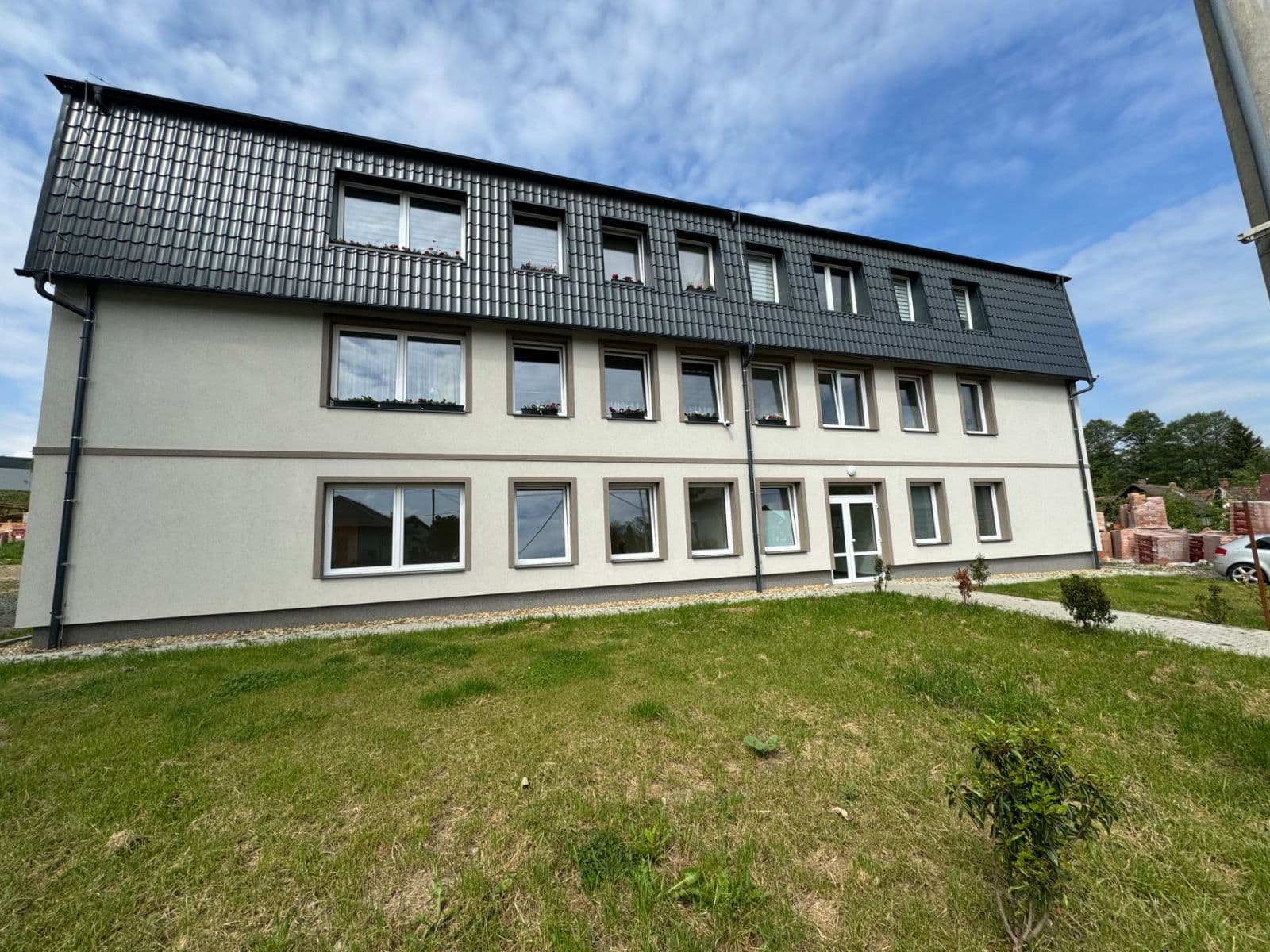 Prenájom bytu 3-izbový 73 m², Hrádek nad Nisou, Liberecký kraj Prenájom bytu 3-izbový 73 m², Hrádek nad Nisou, Liberecký kraj