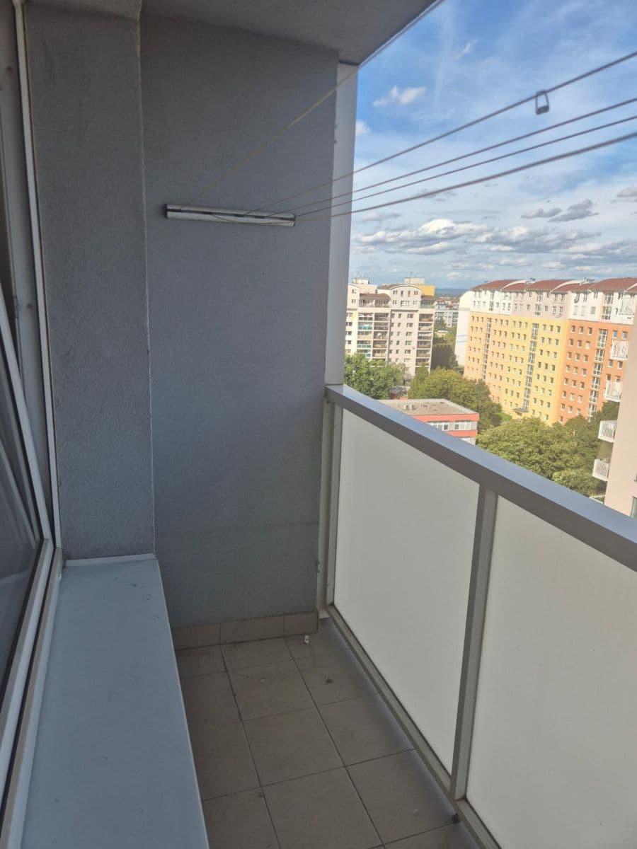 Prenájom bytu Garsoniéra 31 m², Křivoklátská, Praha, Praha Prenájom bytu Garsoniéra 31 m², Křivoklátská, Praha, Praha