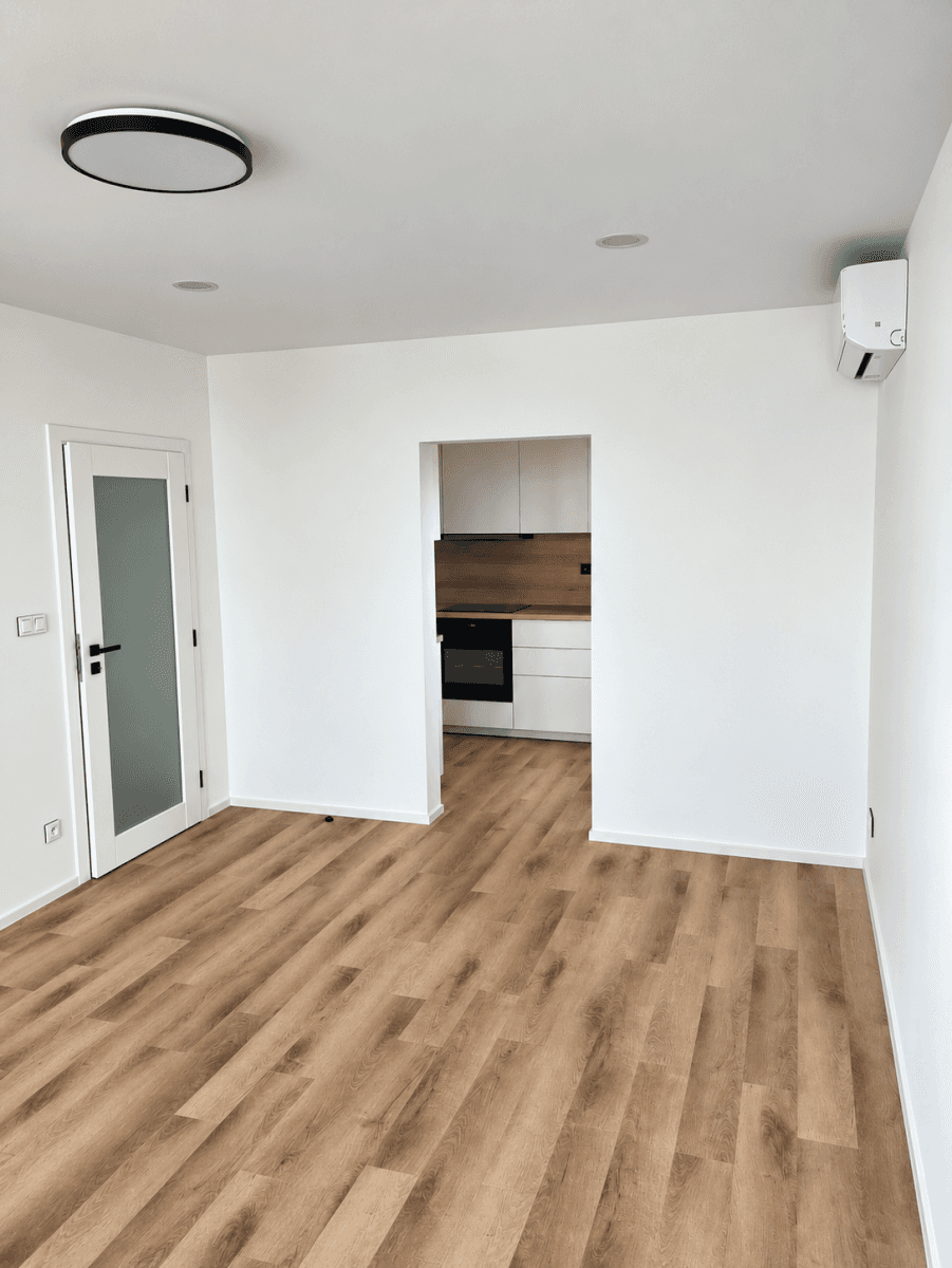 Prenájom bytu 3-izbový 63 m², Hluboká, Brno, Jihomoravský kraj Prenájom bytu 3-izbový 63 m², Hluboká, Brno, Jihomoravský kraj