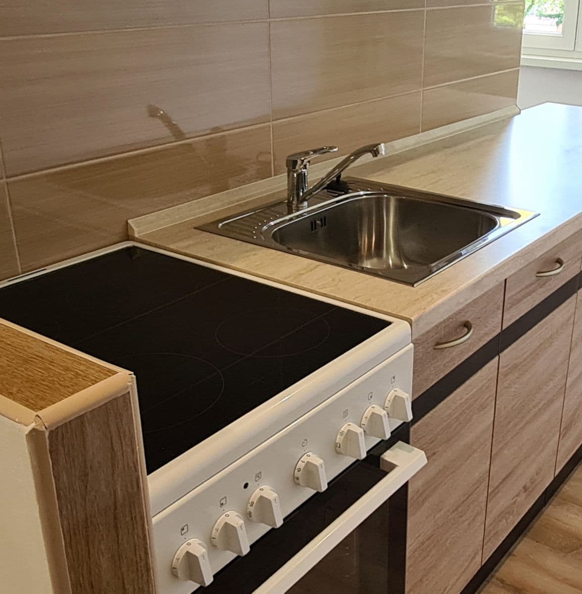 Prenájom bytu 2-izbový 52 m², Voskovcova, Ústí nad Labem, Ústecký kraj Prenájom bytu 2-izbový 52 m², Voskovcova, Ústí nad Labem, Ústecký kraj