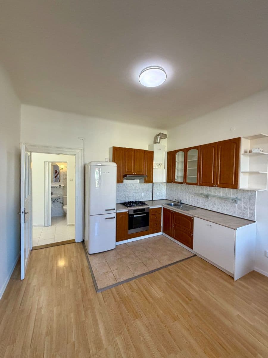 Prenájom bytu 2-izbový 47 m², Janovského, Praha, Praha Prenájom bytu 2-izbový 47 m², Janovského, Praha, Praha