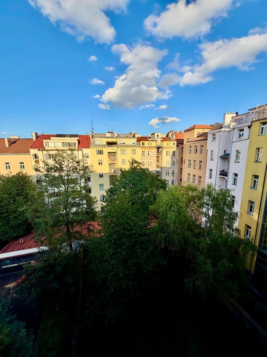 Prenájom bytu 2-izbový 47 m², Janovského, Praha, Praha Prenájom bytu 2-izbový 47 m², Janovského, Praha, Praha