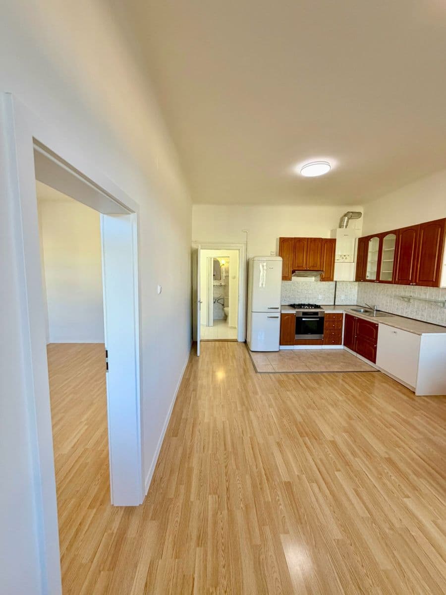 Prenájom bytu 2-izbový 47 m², Janovského, Praha, Praha Prenájom bytu 2-izbový 47 m², Janovského, Praha, Praha