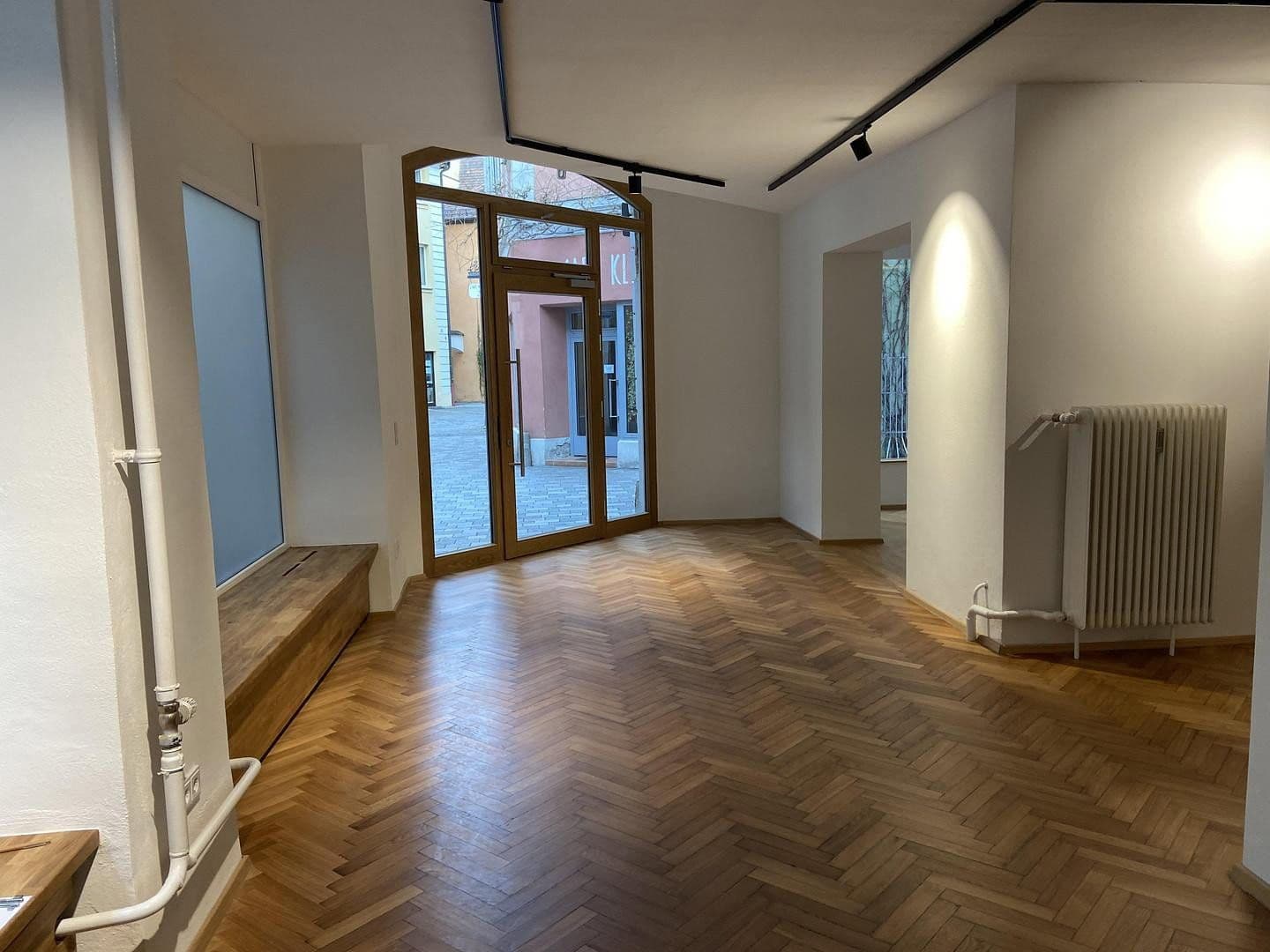 Prenájom nebytového priestoru 94 m², Neustadt 33, Ansbach, Bavorsko Prenájom nebytového priestoru 94 m², Neustadt 33, Ansbach, Bavorsko