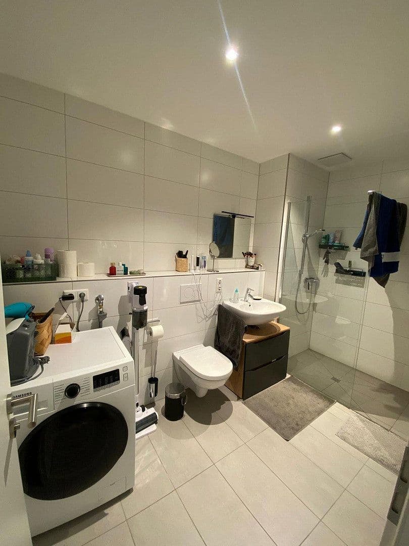 Prenájom bytu 2-izbový 51 m², Erlangen, Bavorsko Prenájom bytu 2-izbový 51 m², Erlangen, Bavorsko