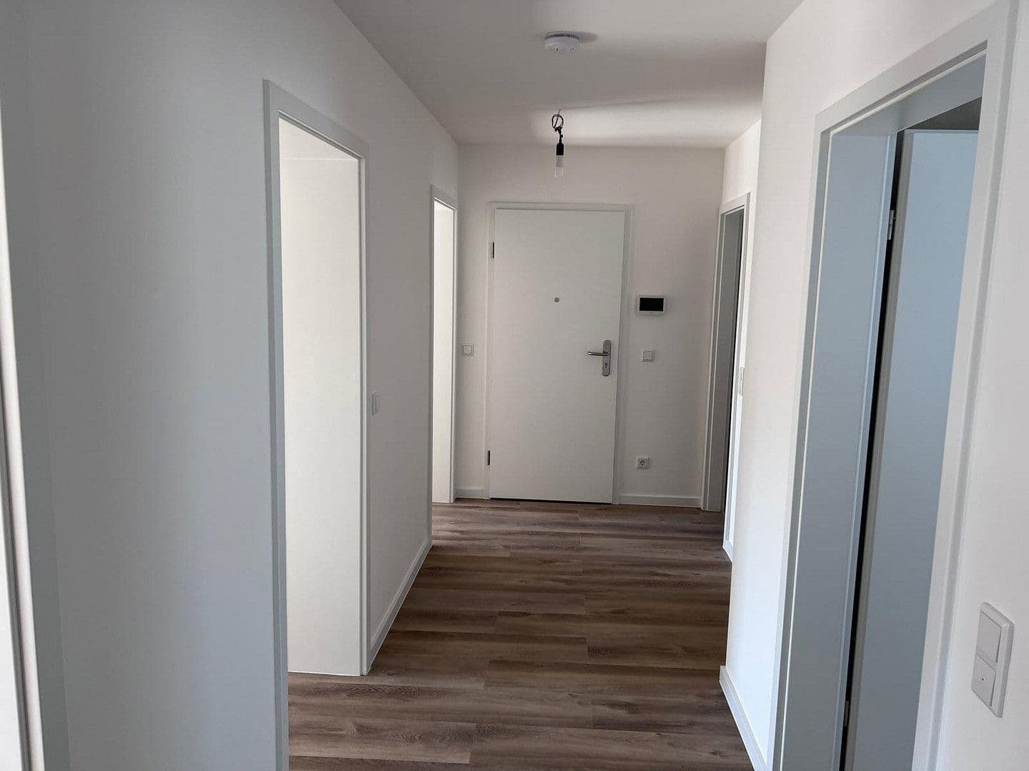 Prenájom bytu 3-izbový 89 m², Efeustr. 10, Karlsruhe, Bádensko-Wurttembersko Prenájom bytu 3-izbový 89 m², Efeustr. 10, Karlsruhe, Bádensko-Wurttembersko