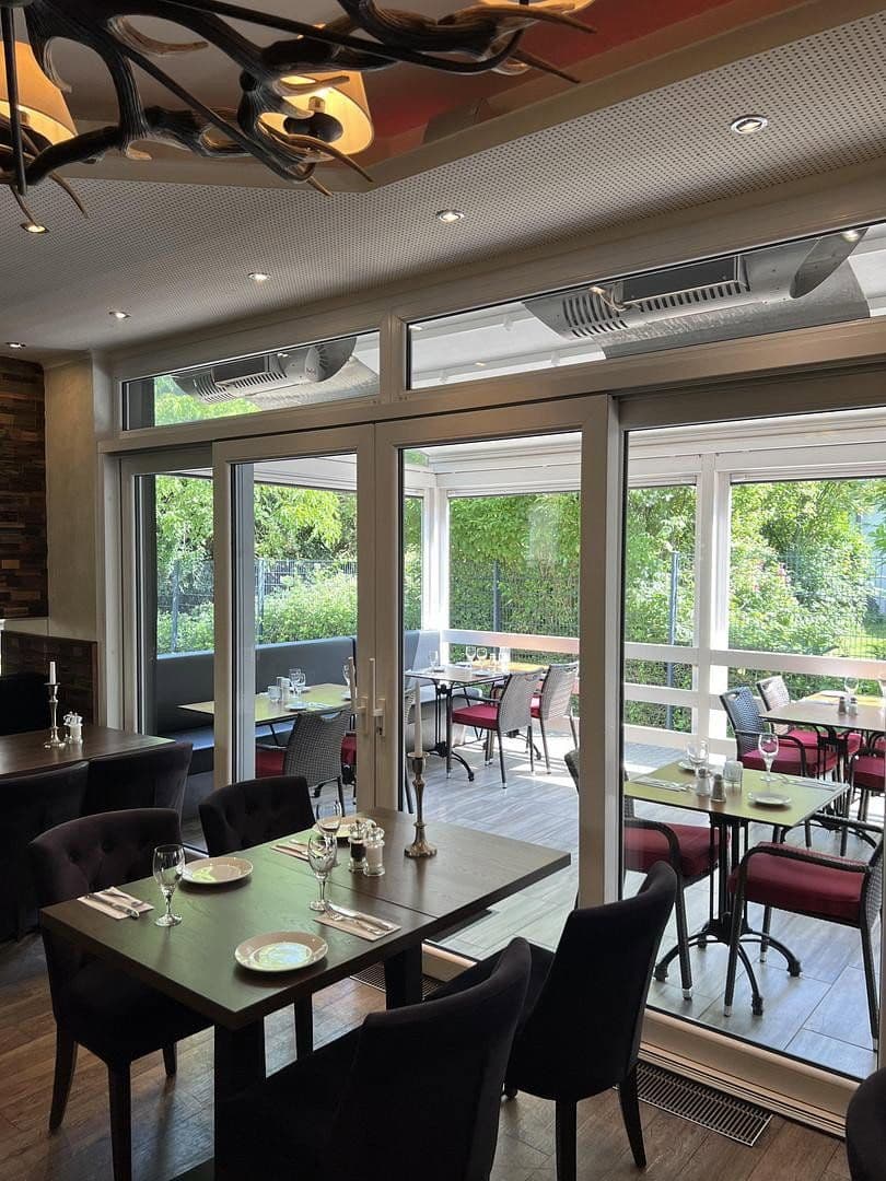 Prenájom nebytového priestoru 300 m², Uerdingerstr 552a, Krefeld-Bockum, Severné Porýnie - Westfálsko Prenájom nebytového priestoru 300 m², Uerdingerstr 552a, Krefeld-Bockum, Severné Porýnie - Westfálsko