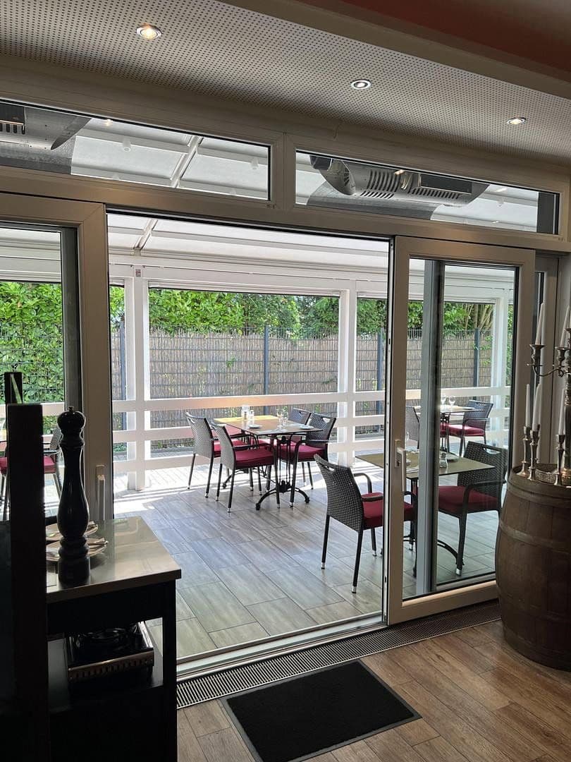 Prenájom nebytového priestoru 300 m², Uerdingerstr 552a, Krefeld-Bockum, Severné Porýnie - Westfálsko Prenájom nebytového priestoru 300 m², Uerdingerstr 552a, Krefeld-Bockum, Severné Porýnie - Westfálsko