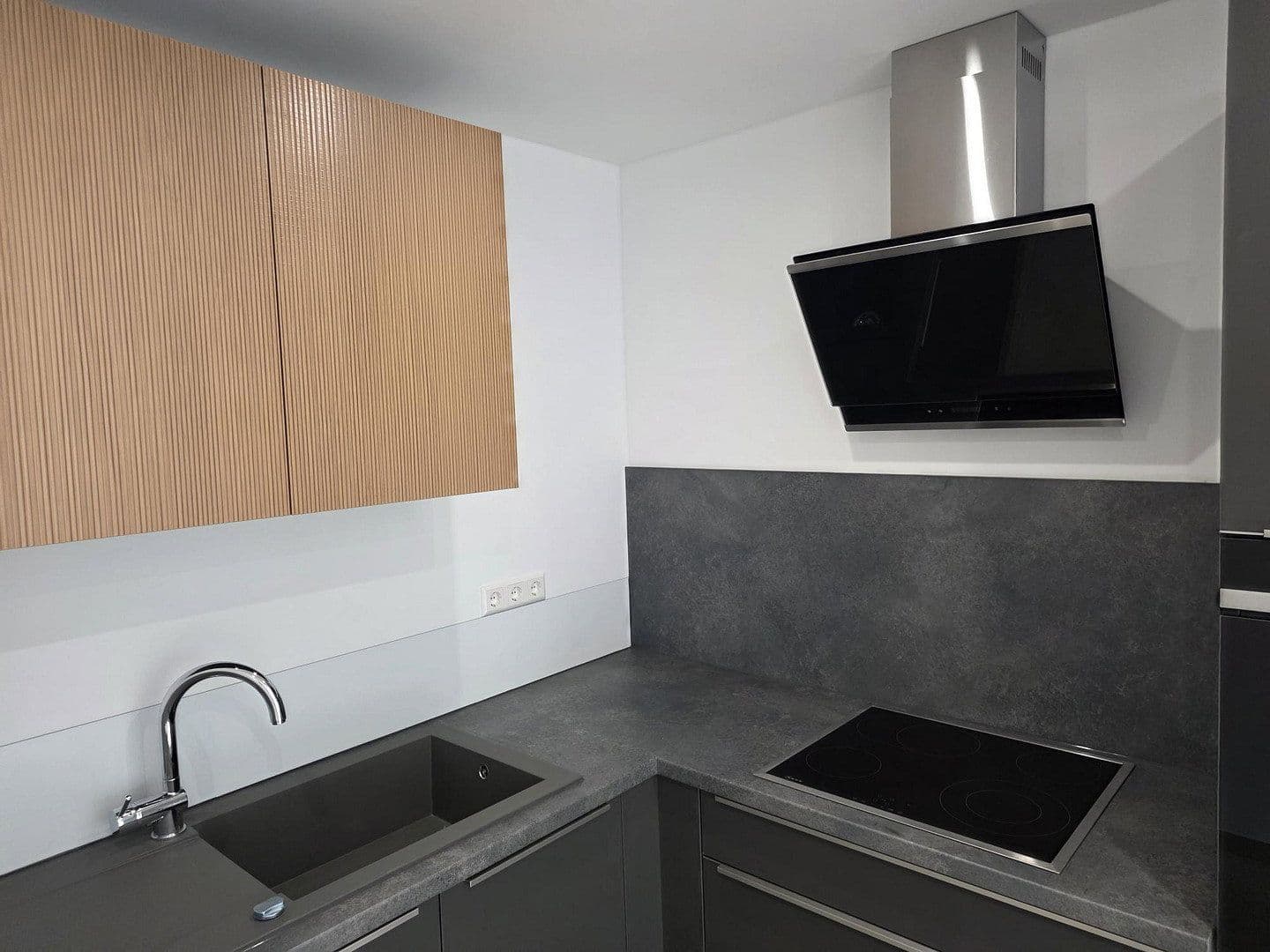 Prenájom bytu 2-izbový 71 m², Schifferstader Str. 27, Mannheim, Bádensko-Wurttembersko Prenájom bytu 2-izbový 71 m², Schifferstader Str. 27, Mannheim, Bádensko-Wurttembersko