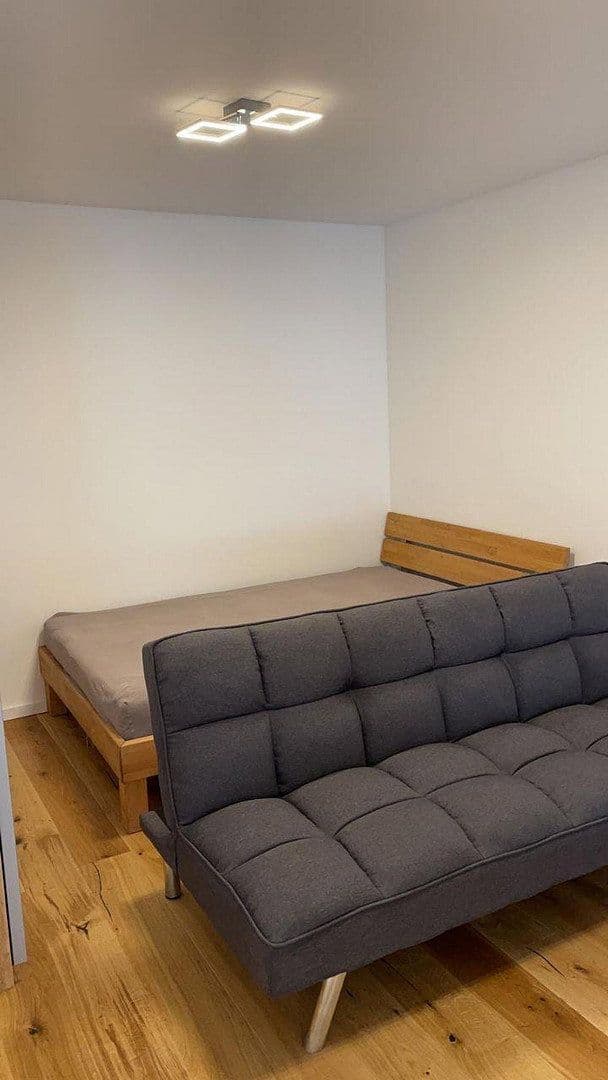 Prenájom bytu 1-izbový 40 m², Lortzingstr. 9, Mannheim, Bádensko-Wurttembersko Prenájom bytu 1-izbový 40 m², Lortzingstr. 9, Mannheim, Bádensko-Wurttembersko