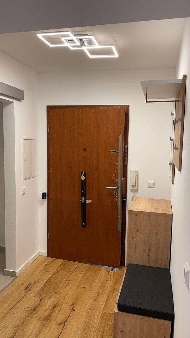 Prenájom bytu 1-izbový 40 m², Lortzingstr. 9, Mannheim, Bádensko-Wurttembersko Prenájom bytu 1-izbový 40 m², Lortzingstr. 9, Mannheim, Bádensko-Wurttembersko