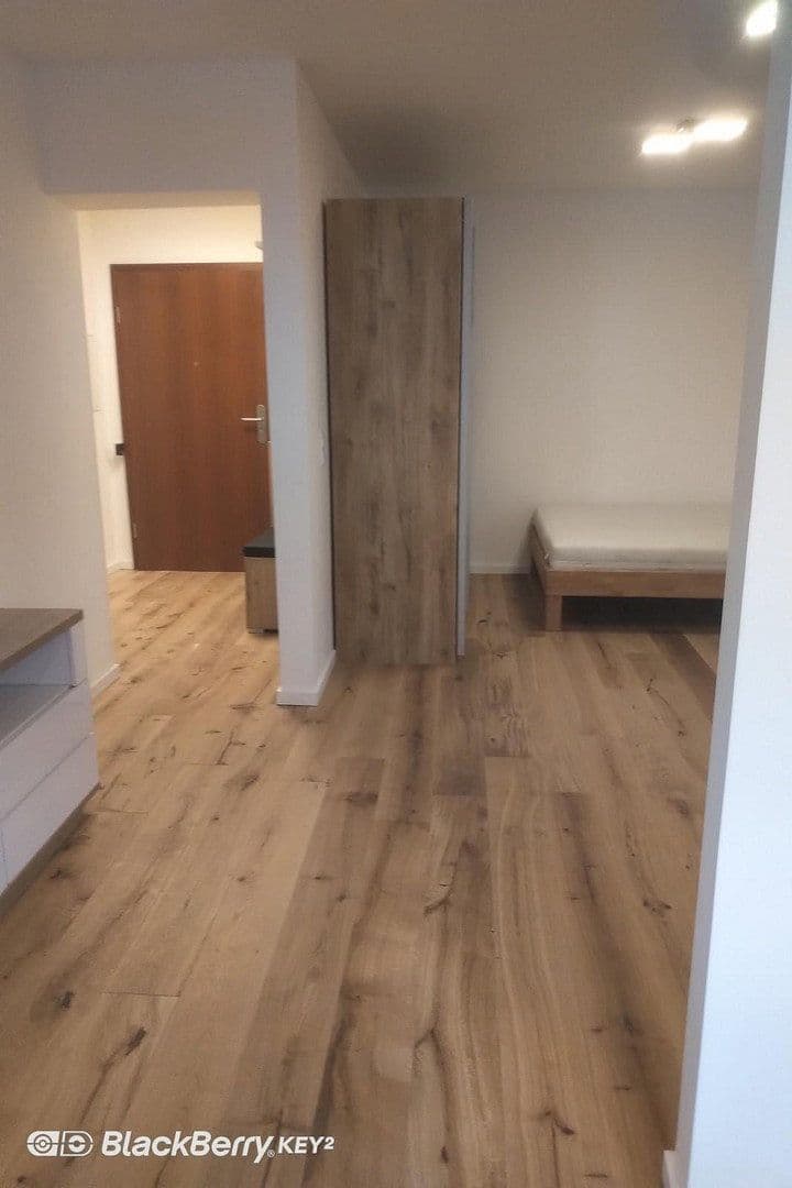 Prenájom bytu 1-izbový 40 m², Lortzingstr. 9, Mannheim, Bádensko-Wurttembersko Prenájom bytu 1-izbový 40 m², Lortzingstr. 9, Mannheim, Bádensko-Wurttembersko