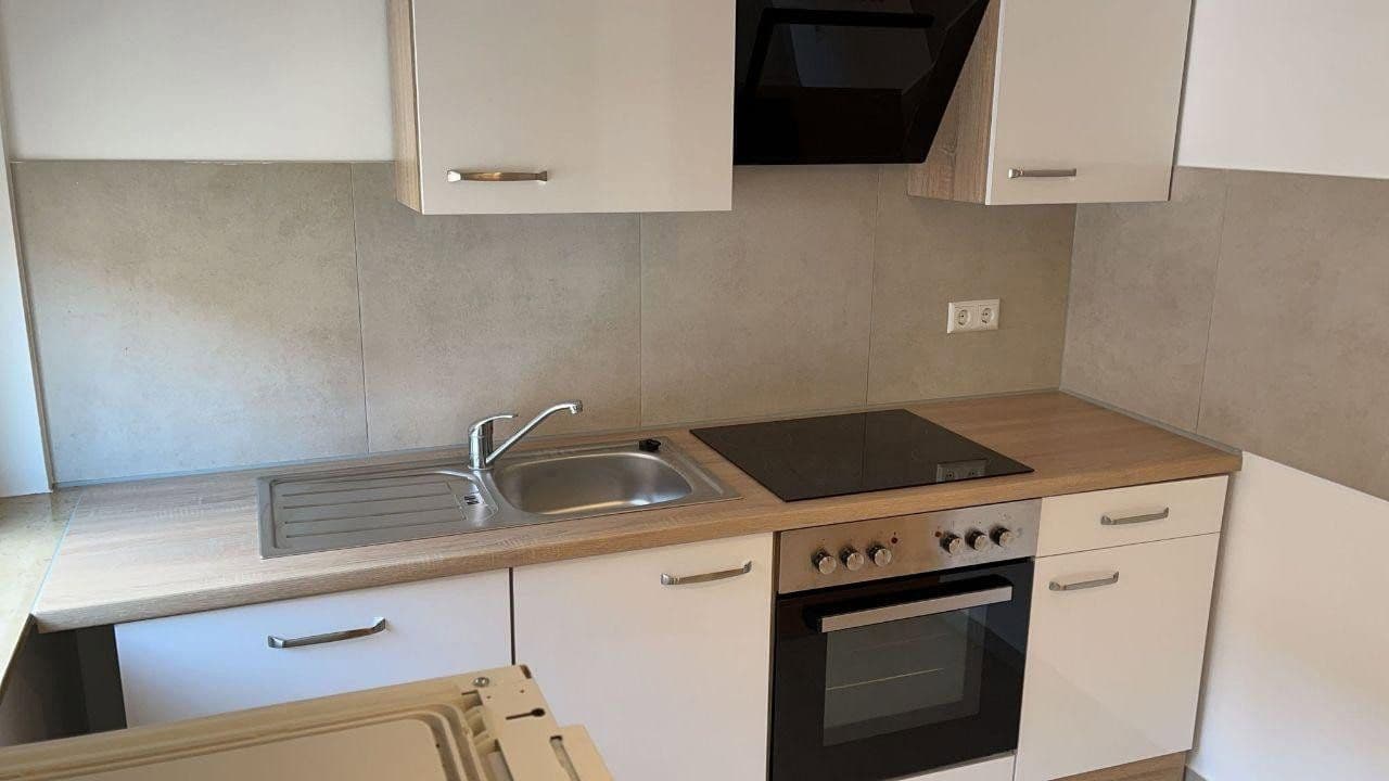 Prenájom bytu 1-izbový 40 m², Lortzingstr. 9, Mannheim, Bádensko-Wurttembersko Prenájom bytu 1-izbový 40 m², Lortzingstr. 9, Mannheim, Bádensko-Wurttembersko