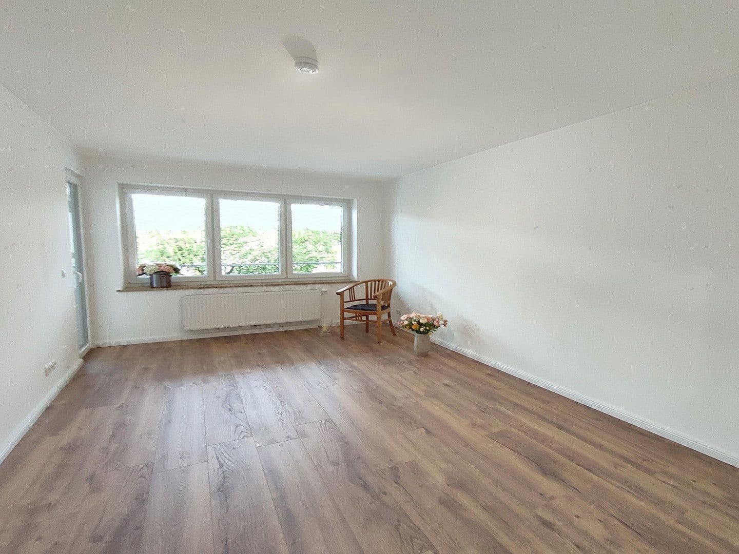 Prenájom bytu 3-izbový 60 m², Kiel, Šlezvicko-Holštajnsko Prenájom bytu 3-izbový 60 m², Kiel, Šlezvicko-Holštajnsko