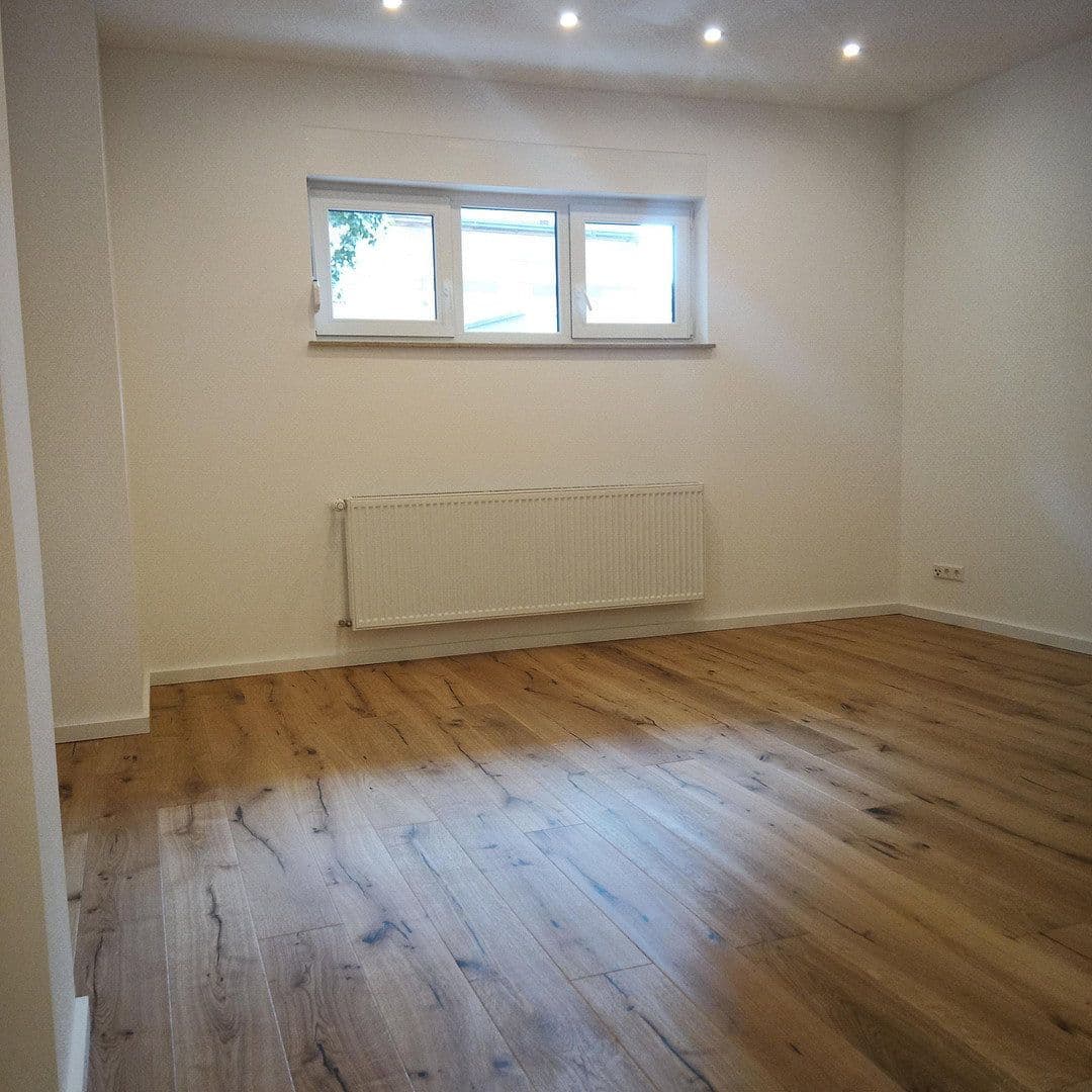 Prenájom bytu 2-izbový 55 m², Von-der-Tann-Straße 38A, Ludwigshafen am Rhein, Porýnie-Falcko Prenájom bytu 2-izbový 55 m², Von-der-Tann-Straße 38A, Ludwigshafen am Rhein, Porýnie-Falcko