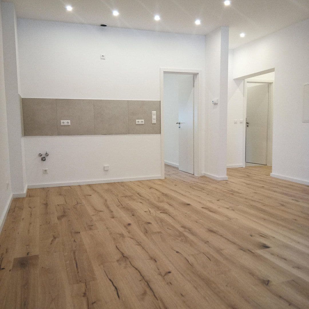 Prenájom bytu 2-izbový 55 m², Von-der-Tann-Straße 38A, Ludwigshafen am Rhein, Porýnie-Falcko Prenájom bytu 2-izbový 55 m², Von-der-Tann-Straße 38A, Ludwigshafen am Rhein, Porýnie-Falcko