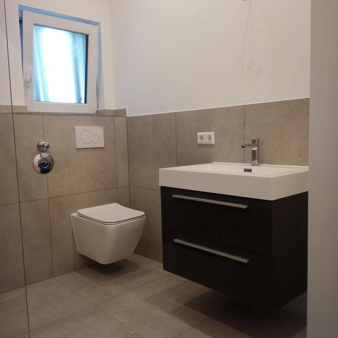 Prenájom bytu 2-izbový 55 m², Von-der-Tann-Straße 38A, Ludwigshafen am Rhein, Porýnie-Falcko Prenájom bytu 2-izbový 55 m², Von-der-Tann-Straße 38A, Ludwigshafen am Rhein, Porýnie-Falcko