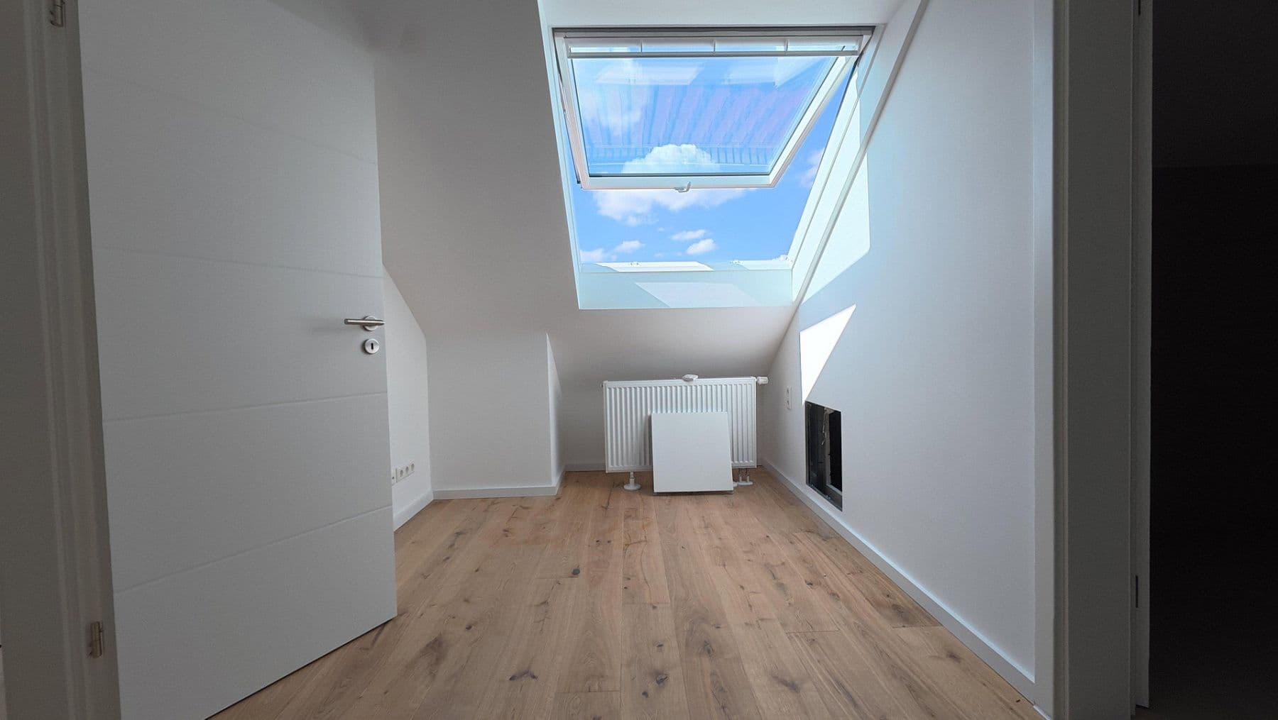 Prenájom bytu 1-izbový 38 m², Schifferstadter Str. 27, Mannheim, Bádensko-Wurttembersko Prenájom bytu 1-izbový 38 m², Schifferstadter Str. 27, Mannheim, Bádensko-Wurttembersko