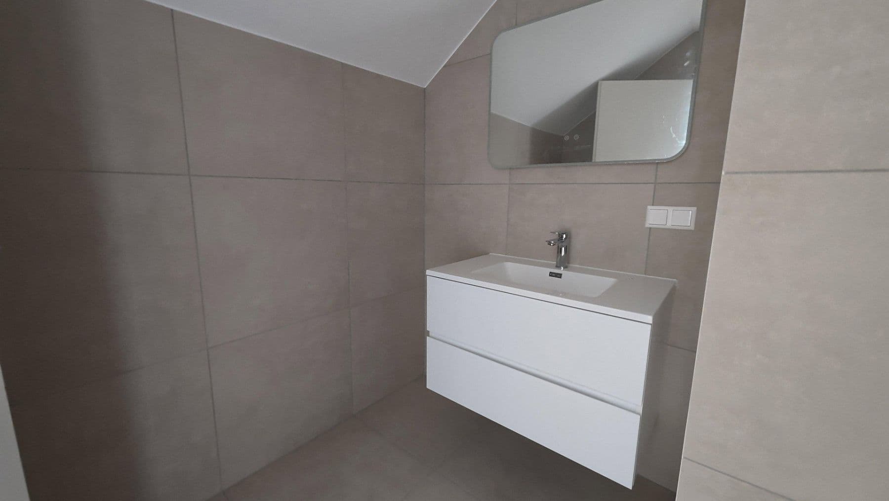 Prenájom bytu 1-izbový 38 m², Schifferstadter Str. 27, Mannheim, Bádensko-Wurttembersko Prenájom bytu 1-izbový 38 m², Schifferstadter Str. 27, Mannheim, Bádensko-Wurttembersko