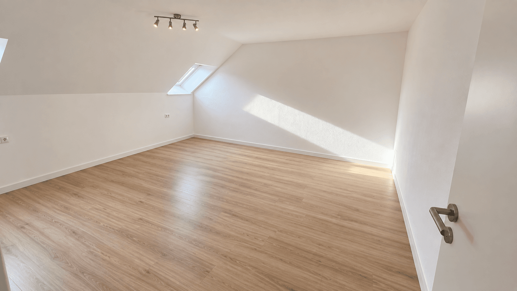 Predaj bytu 3-izbový 67 m², Neusäß, Bavorsko Predaj bytu 3-izbový 67 m², Neusäß, Bavorsko
