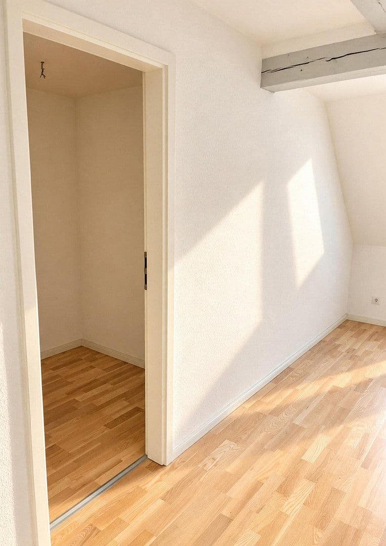 Prenájom bytu 4-izbový 170 m², Stralsund, Meklenbursko-Predpomoransko Prenájom bytu 4-izbový 170 m², Stralsund, Meklenbursko-Predpomoransko