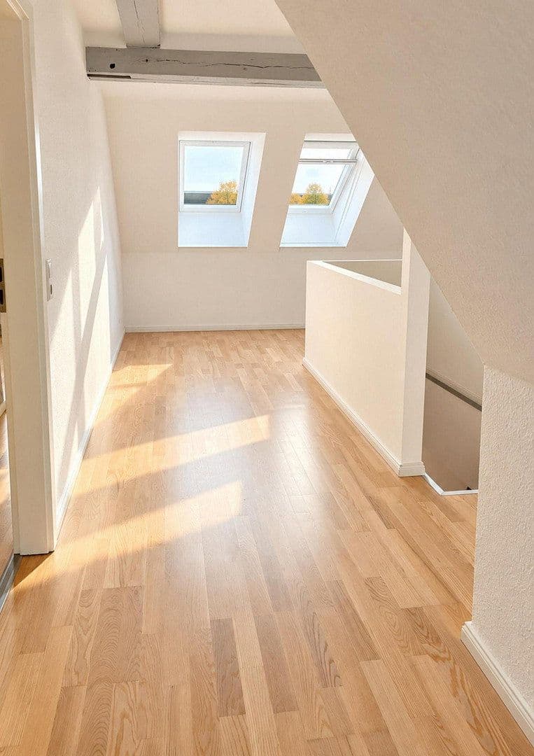 Prenájom bytu 4-izbový 170 m², Stralsund, Meklenbursko-Predpomoransko Prenájom bytu 4-izbový 170 m², Stralsund, Meklenbursko-Predpomoransko
