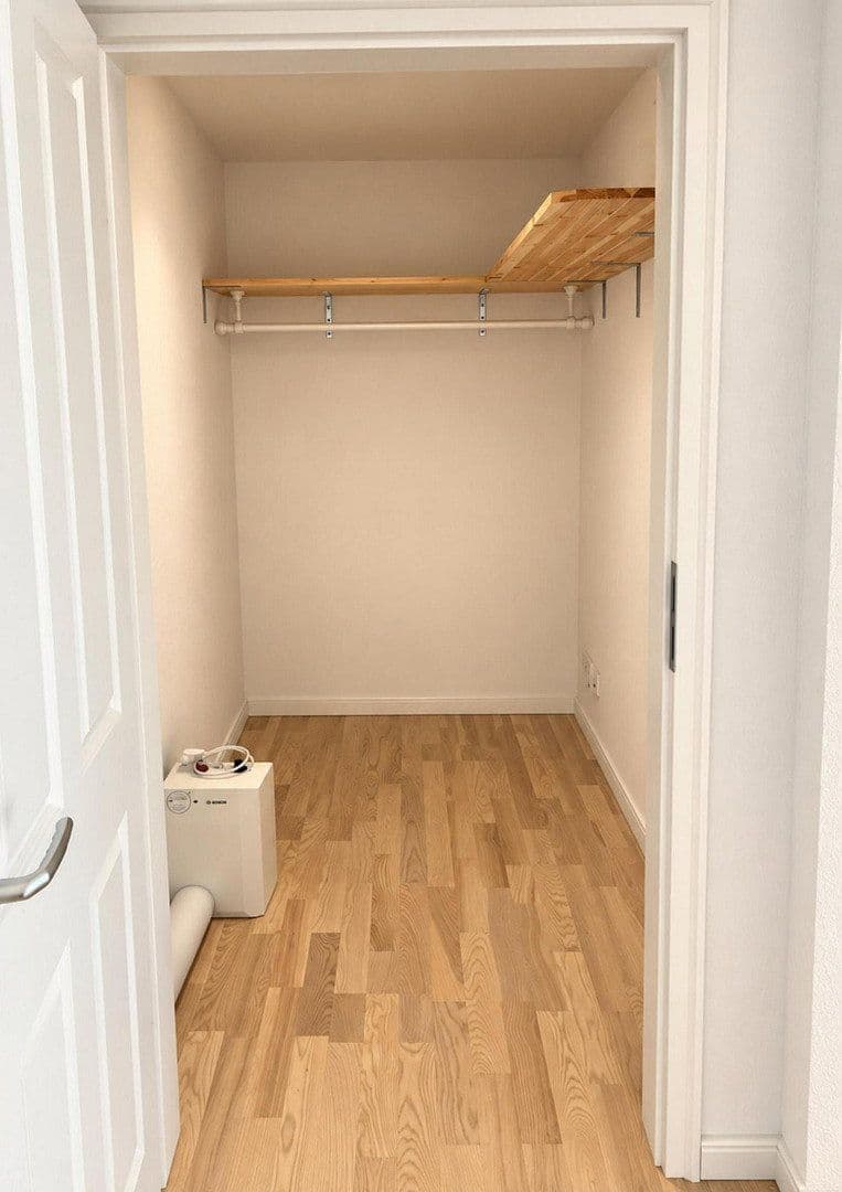 Prenájom bytu 4-izbový 170 m², Stralsund, Meklenbursko-Predpomoransko Prenájom bytu 4-izbový 170 m², Stralsund, Meklenbursko-Predpomoransko