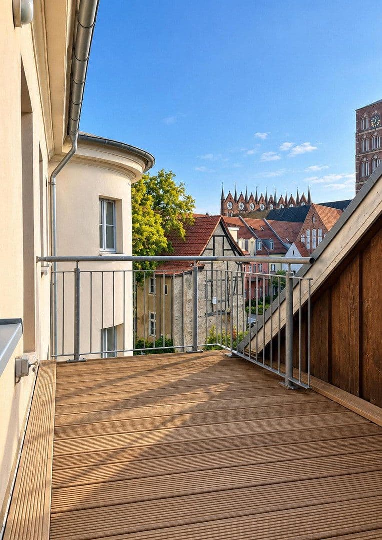 Prenájom bytu 4-izbový 170 m², Stralsund, Meklenbursko-Predpomoransko Prenájom bytu 4-izbový 170 m², Stralsund, Meklenbursko-Predpomoransko