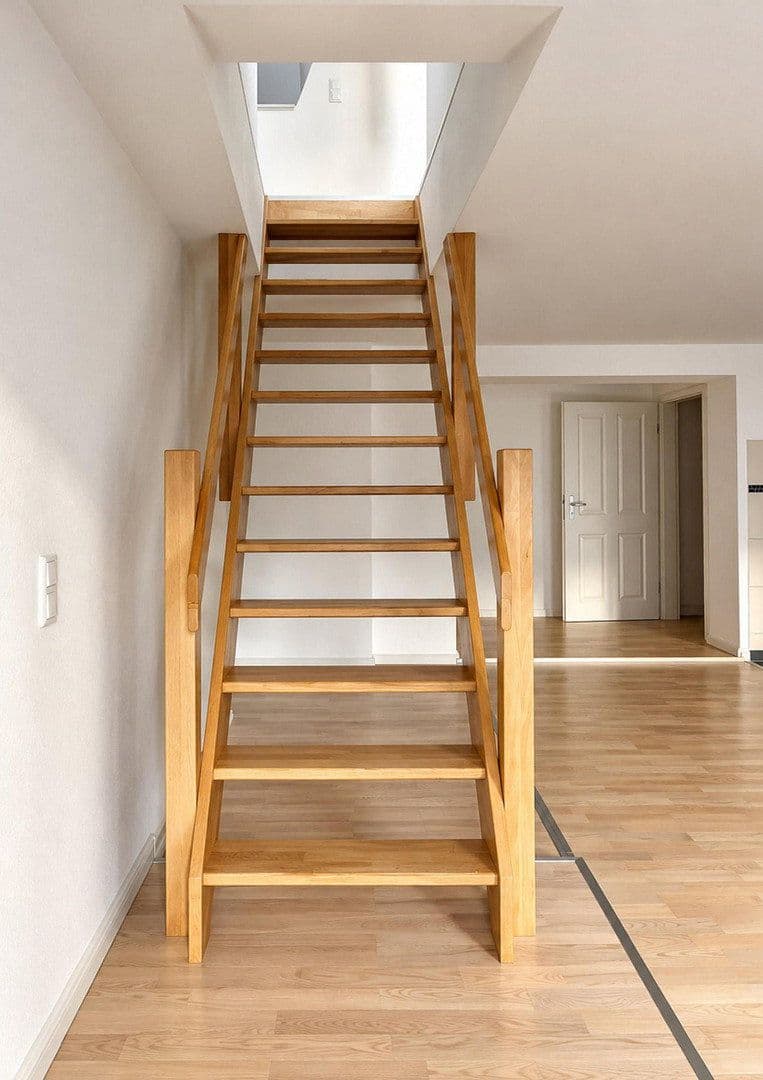 Prenájom bytu 4-izbový 170 m², Stralsund, Meklenbursko-Predpomoransko Prenájom bytu 4-izbový 170 m², Stralsund, Meklenbursko-Predpomoransko