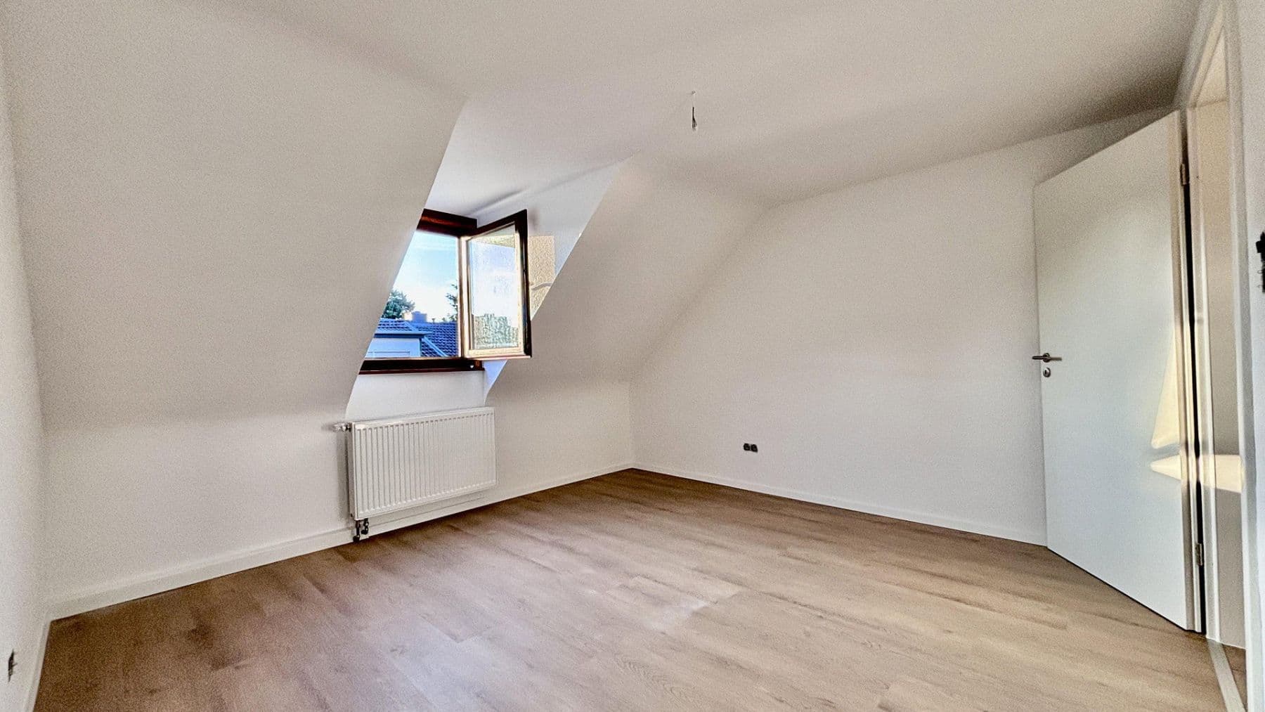 Prenájom bytu 3-izbový 70 m², Van-der-Giese-Straße, Düren, Severné Porýnie - Westfálsko Prenájom bytu 3-izbový 70 m², Van-der-Giese-Straße, Düren, Severné Porýnie - Westfálsko