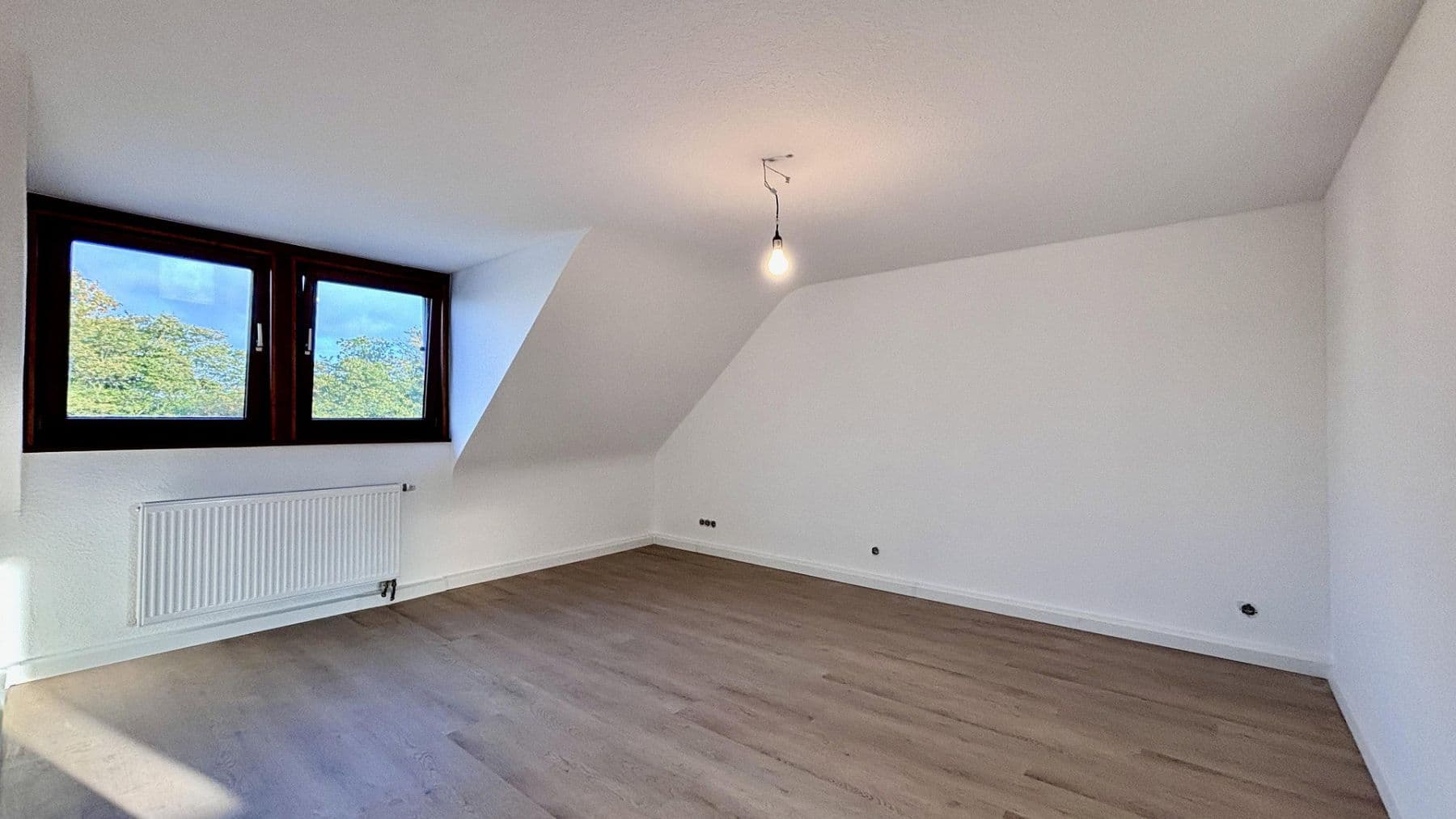 Prenájom bytu 3-izbový 70 m², Van-der-Giese-Straße, Düren, Severné Porýnie - Westfálsko Prenájom bytu 3-izbový 70 m², Van-der-Giese-Straße, Düren, Severné Porýnie - Westfálsko
