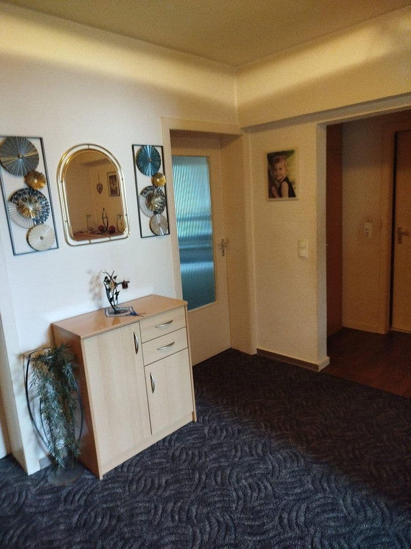 Prenájom bytu 3-izbový 75 m², Ahlmannshof 10, Gelsenkirchen, Severné Porýnie - Westfálsko Prenájom bytu 3-izbový 75 m², Ahlmannshof 10, Gelsenkirchen, Severné Porýnie - Westfálsko