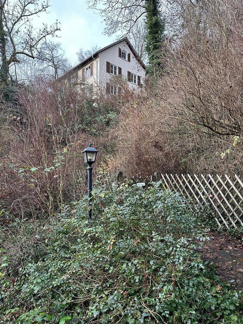 Predaj domu 195 m², pozemok 1.050 m², Horb am Neckar, Bádensko-Wurttembersko Predaj domu 195 m², pozemok 1.050 m², Horb am Neckar, Bádensko-Wurttembersko
