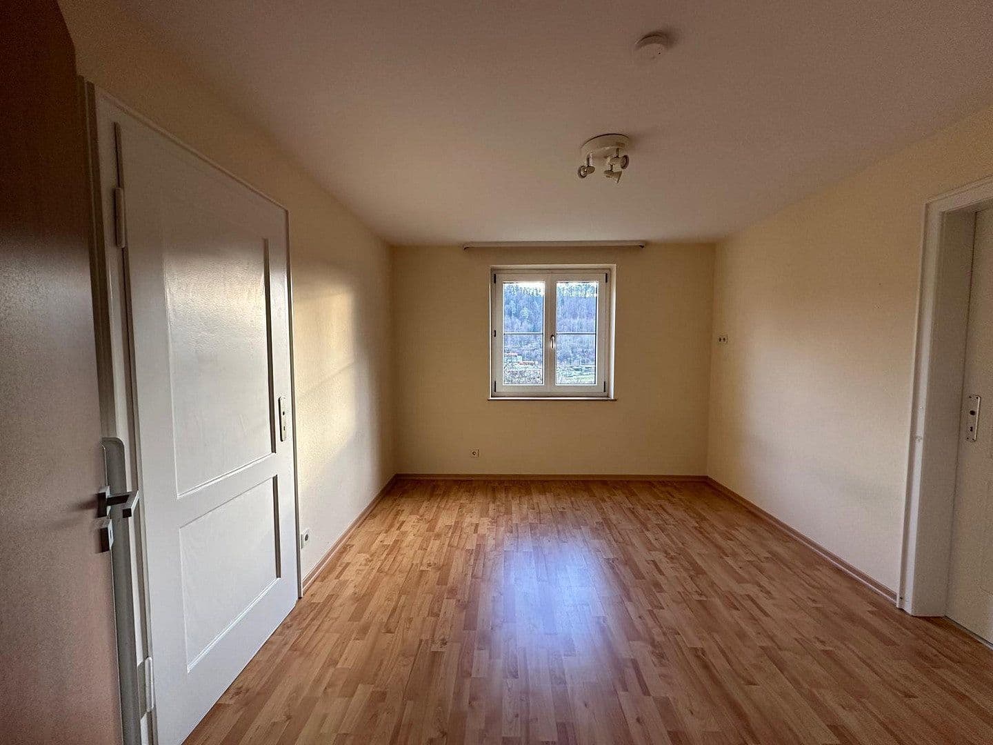Predaj domu 195 m², pozemok 1.050 m², Horb am Neckar, Bádensko-Wurttembersko Predaj domu 195 m², pozemok 1.050 m², Horb am Neckar, Bádensko-Wurttembersko