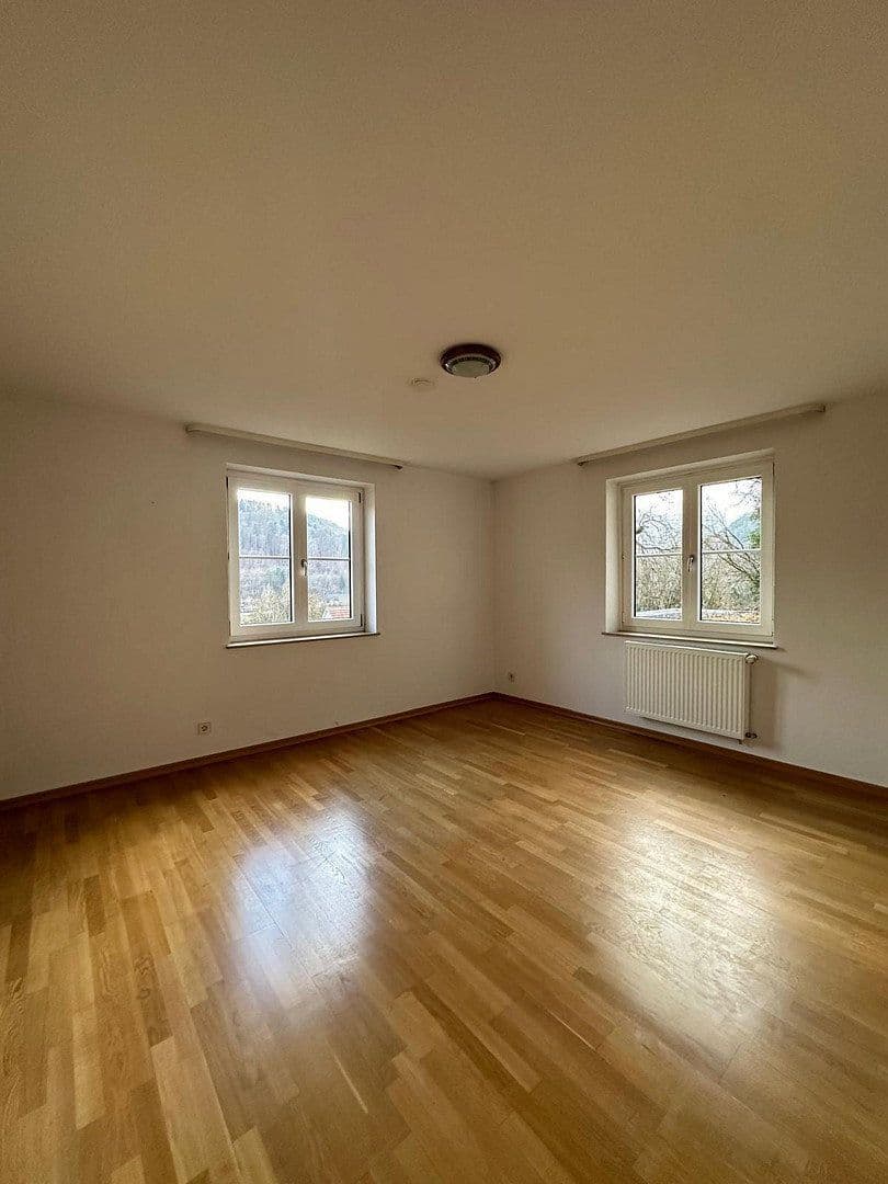 Predaj domu 195 m², pozemok 1.050 m², Horb am Neckar, Bádensko-Wurttembersko Predaj domu 195 m², pozemok 1.050 m², Horb am Neckar, Bádensko-Wurttembersko