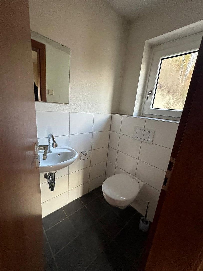 Predaj domu 195 m², pozemok 1.050 m², Horb am Neckar, Bádensko-Wurttembersko Predaj domu 195 m², pozemok 1.050 m², Horb am Neckar, Bádensko-Wurttembersko